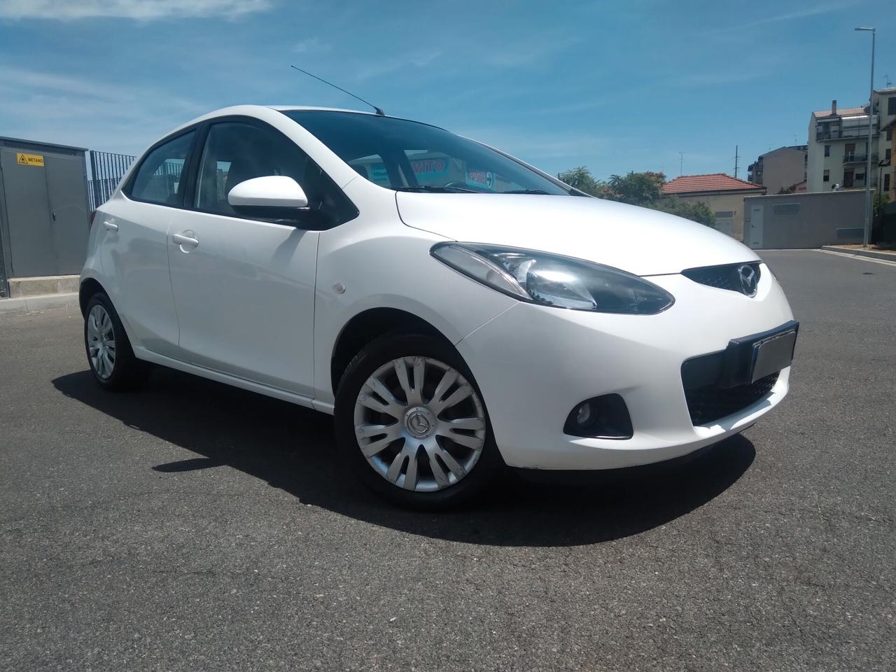 Mazda2 1.3 16V 75CV 5p. Play Gen. GPL x neopatentati