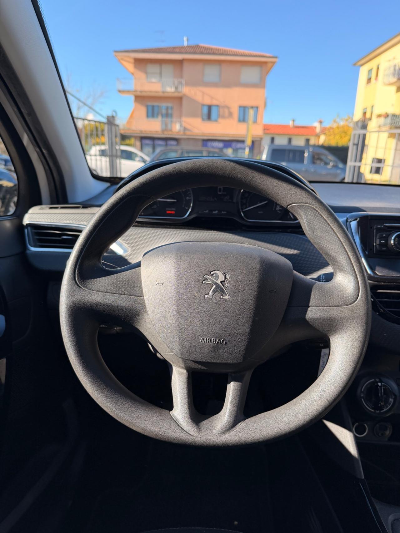 Peugeot 2008 PureTech 82 Active