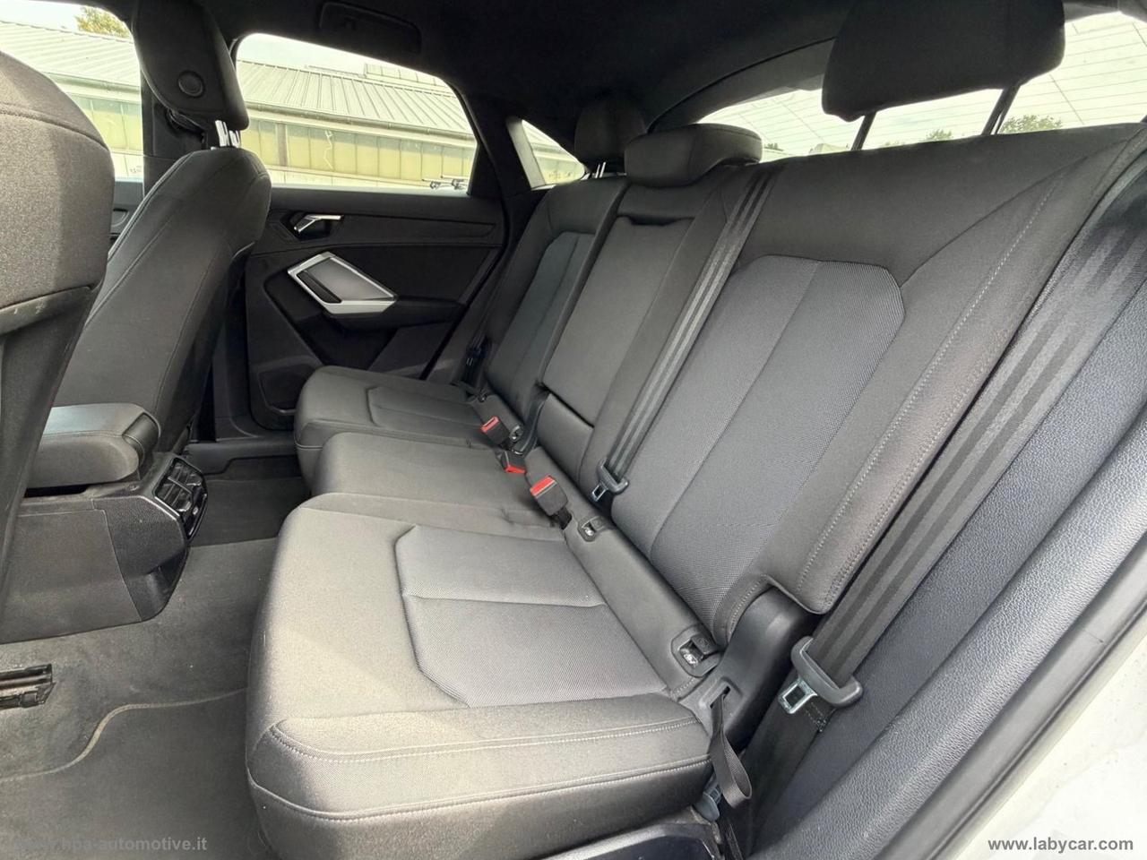 AUDI Q3 SPORTBACK 2.0TDI S-LINE BLACK EDITION
