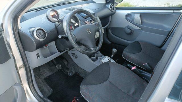 PEUGEOT 107 1.0 68CV 5p. Sweet Years 2Tronic