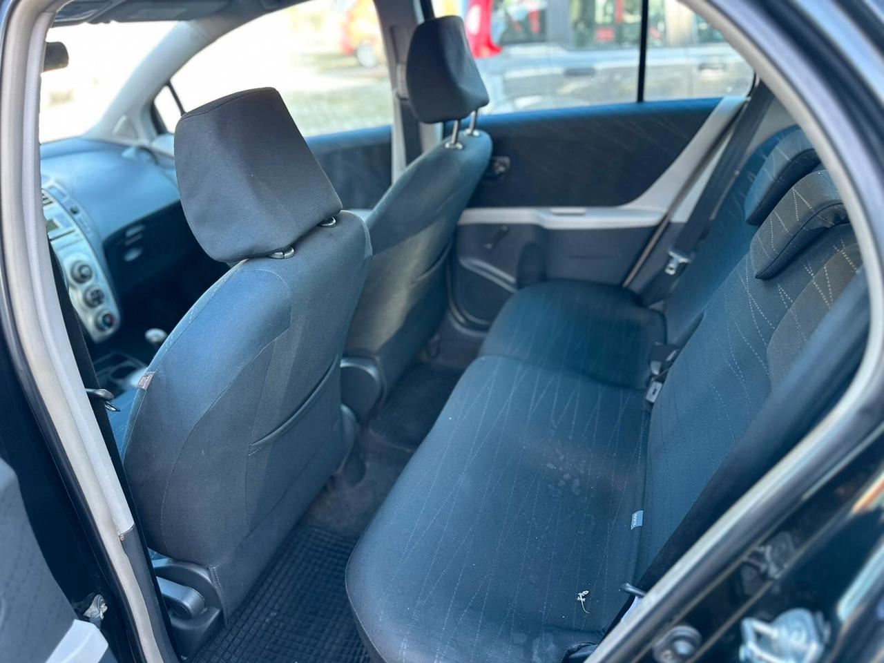 Toyota Yaris 1.4 D-4D 5 porte Sol