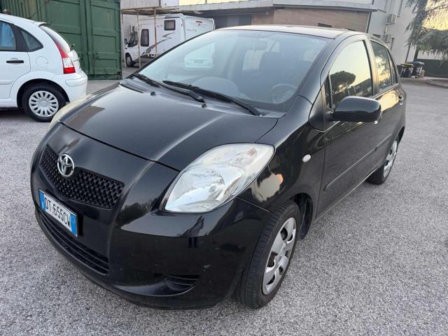 TOYOTA Yaris 1.0 5p Sol senza nessun lavoro da fare