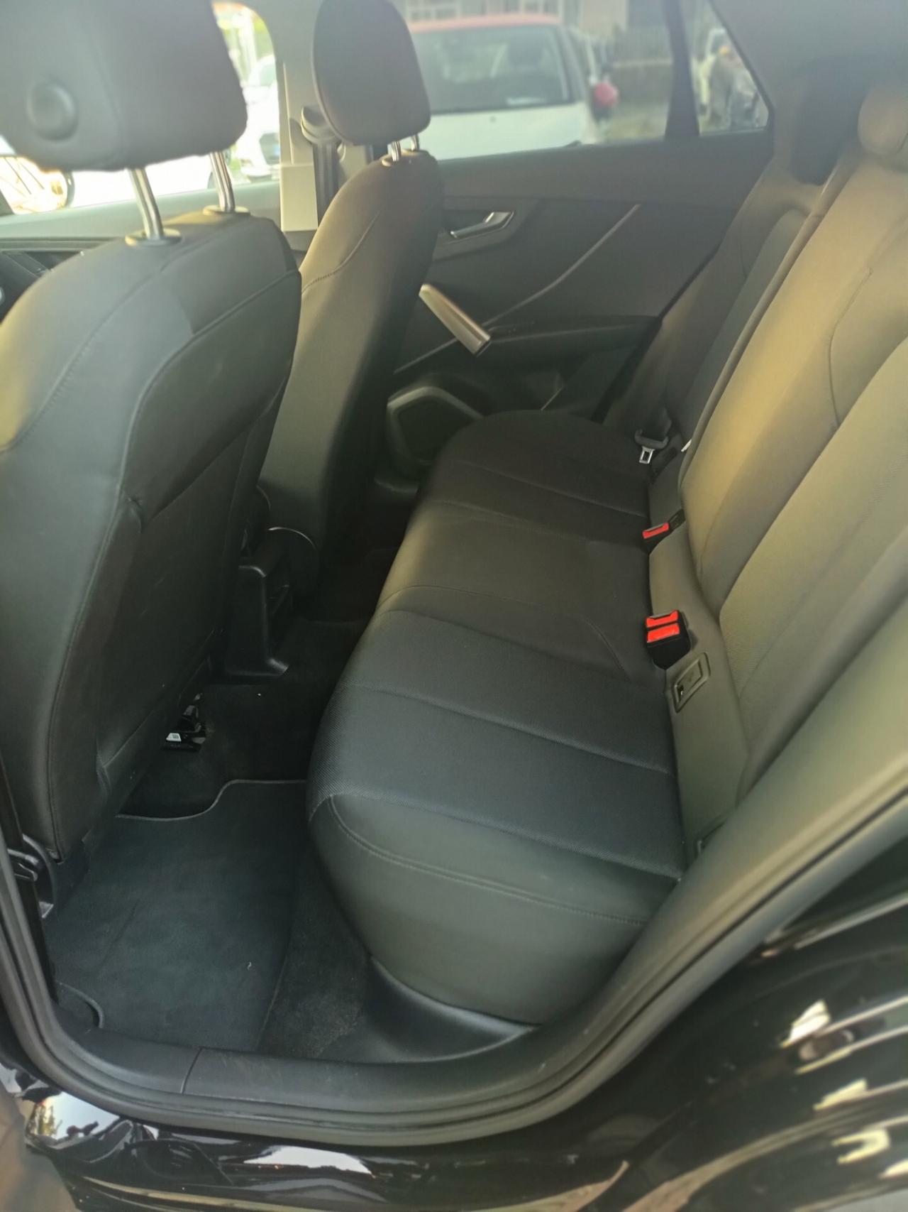 Audi Q2 1.6 TDI S tronic Business
