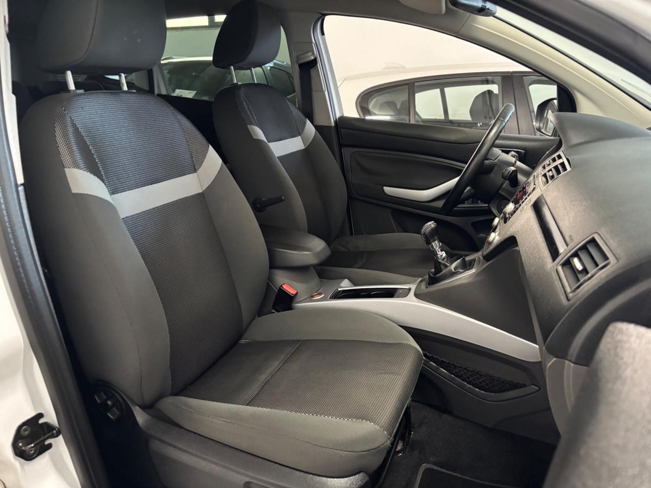 Ford Kuga 2.0 TDCi 140 CV 2WD Titanium