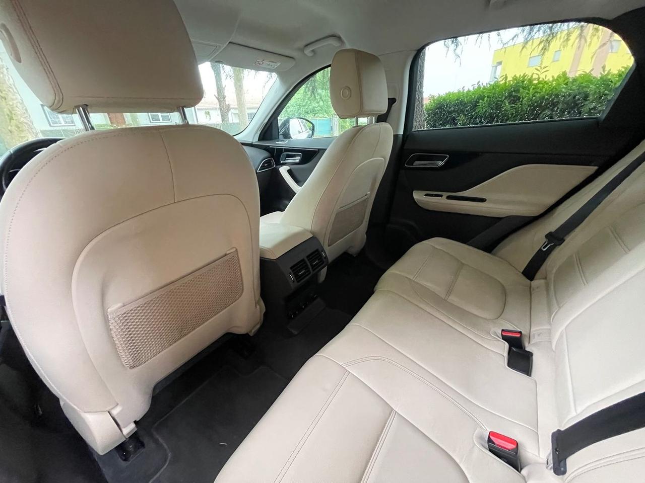 Jaguar F-Pace Prestige 2.0 Turbo