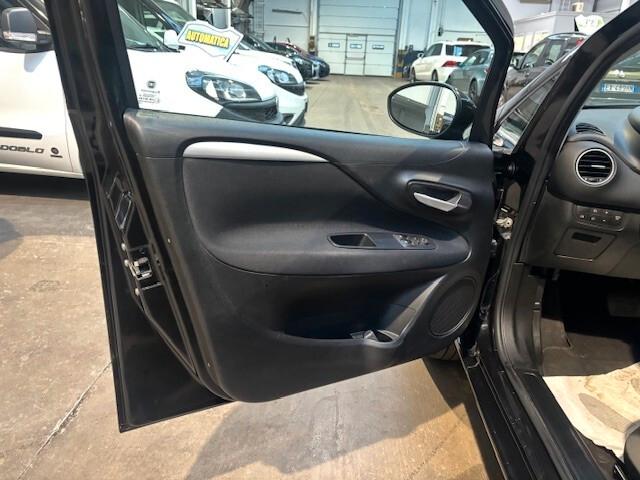 Fiat Punto Evo 1.4 5 porte S&S Dualogic Dynamic
