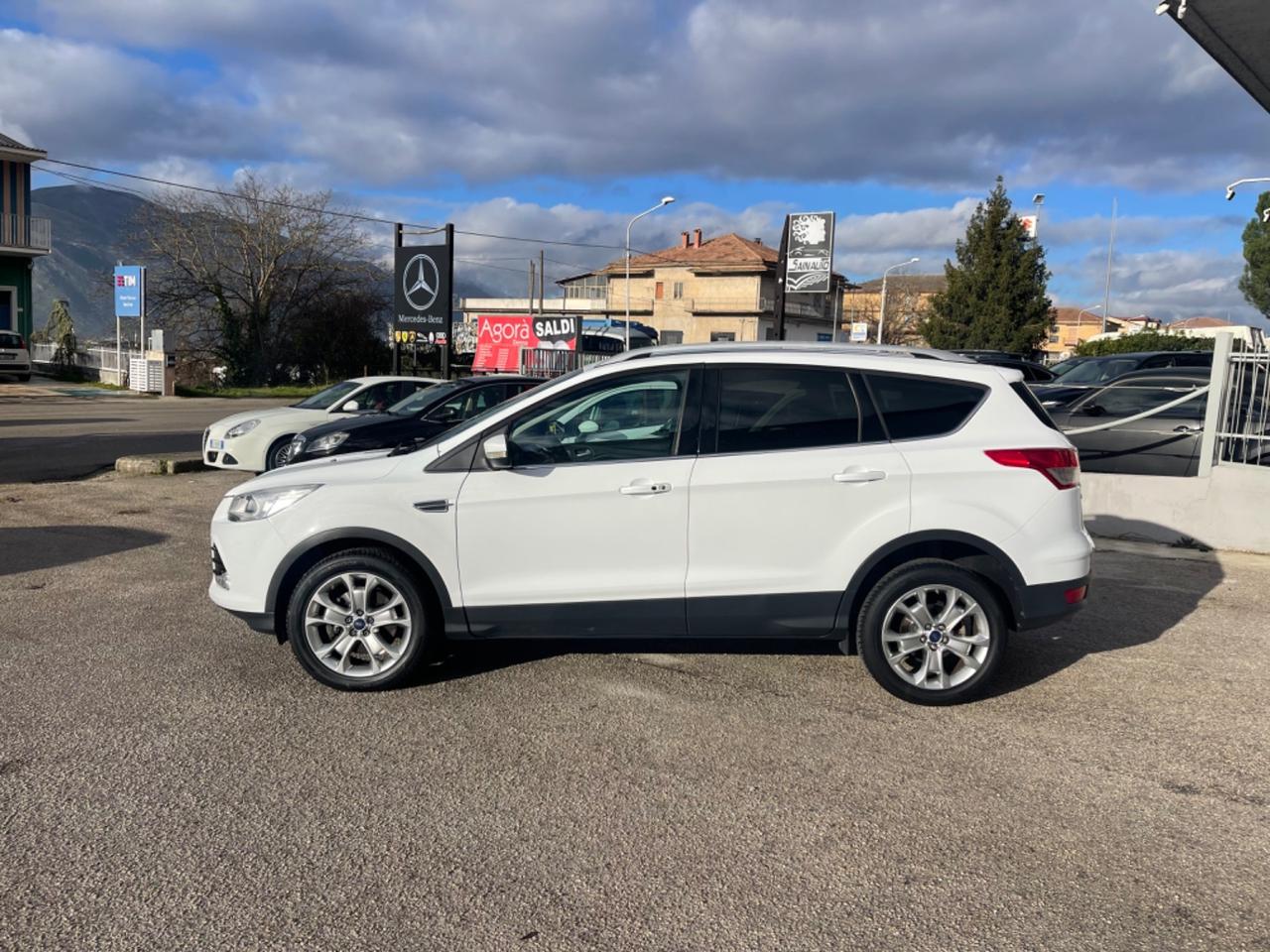 Ford Kuga 2.0 TDCI 4WD automatico Titanium garanzia