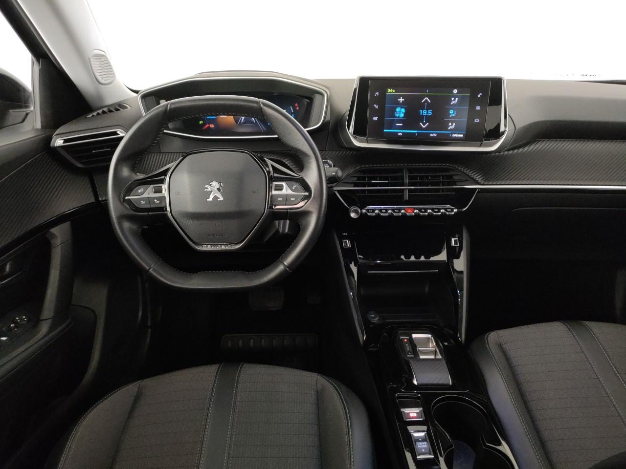 PEUGEOT e-2008 Allure Pack 100kW