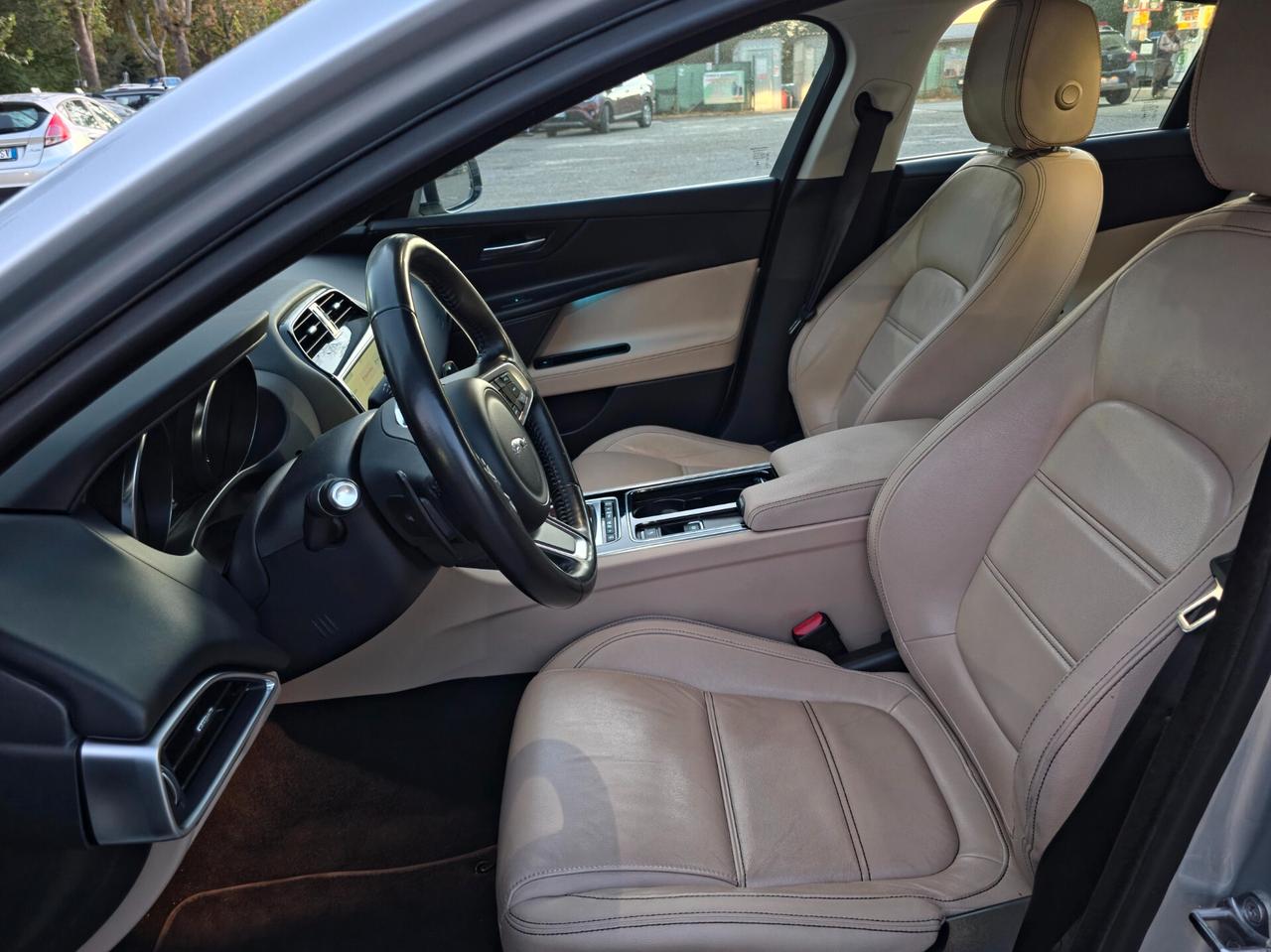 Jaguar XE 2.0 D 180 CV aut. Landmark Edition 2019-E6 Automatico