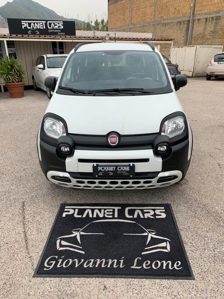 Fiat Panda 1.0 Hybrid City Cross full