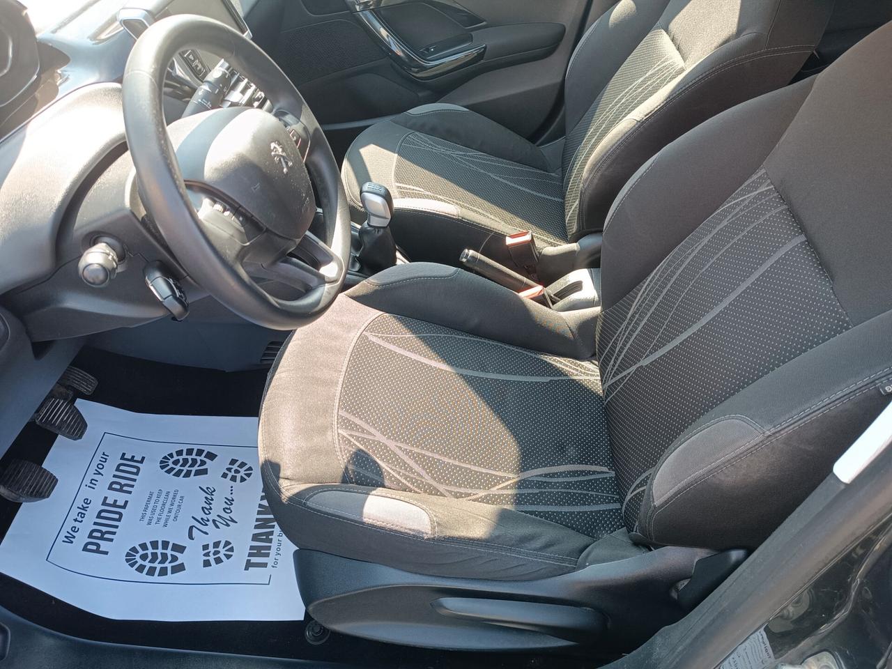 Peugeot 208 PureTech 5 porte Active