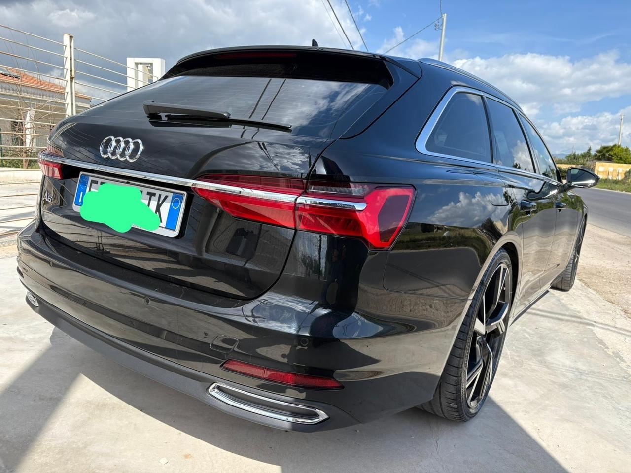 Audi A6 Avant 40 2.0 TDI S tronic Business Sport