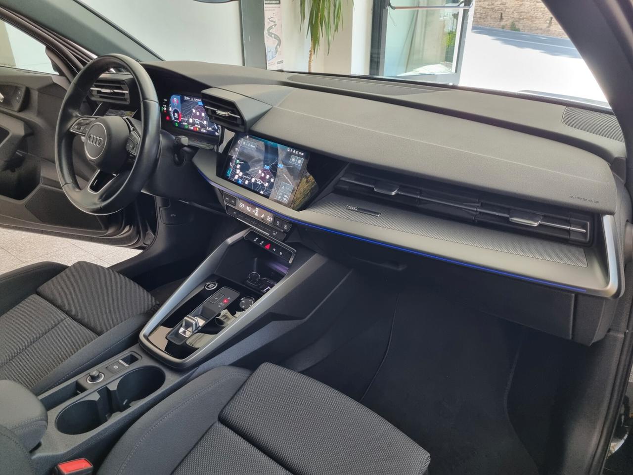 Audi A3 SPB 30 g-tron S tronic Business Advanced