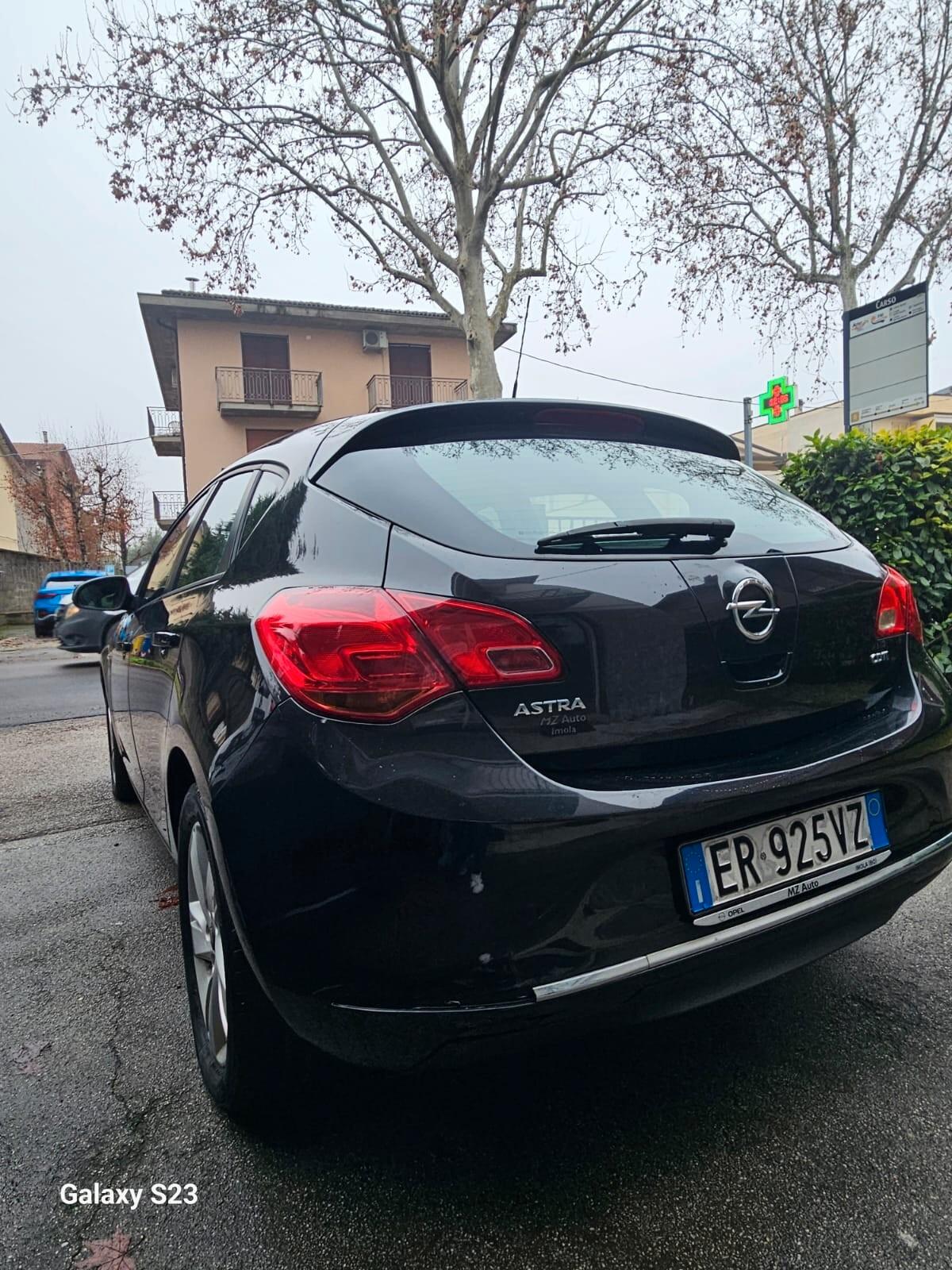Opel Astra 1.7 CDTI 110CV 5 porte Cosmo