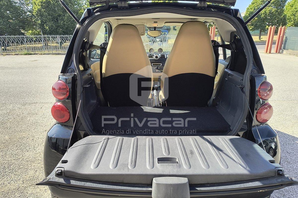 SMART fortwo 1000 62 kW coupé passion