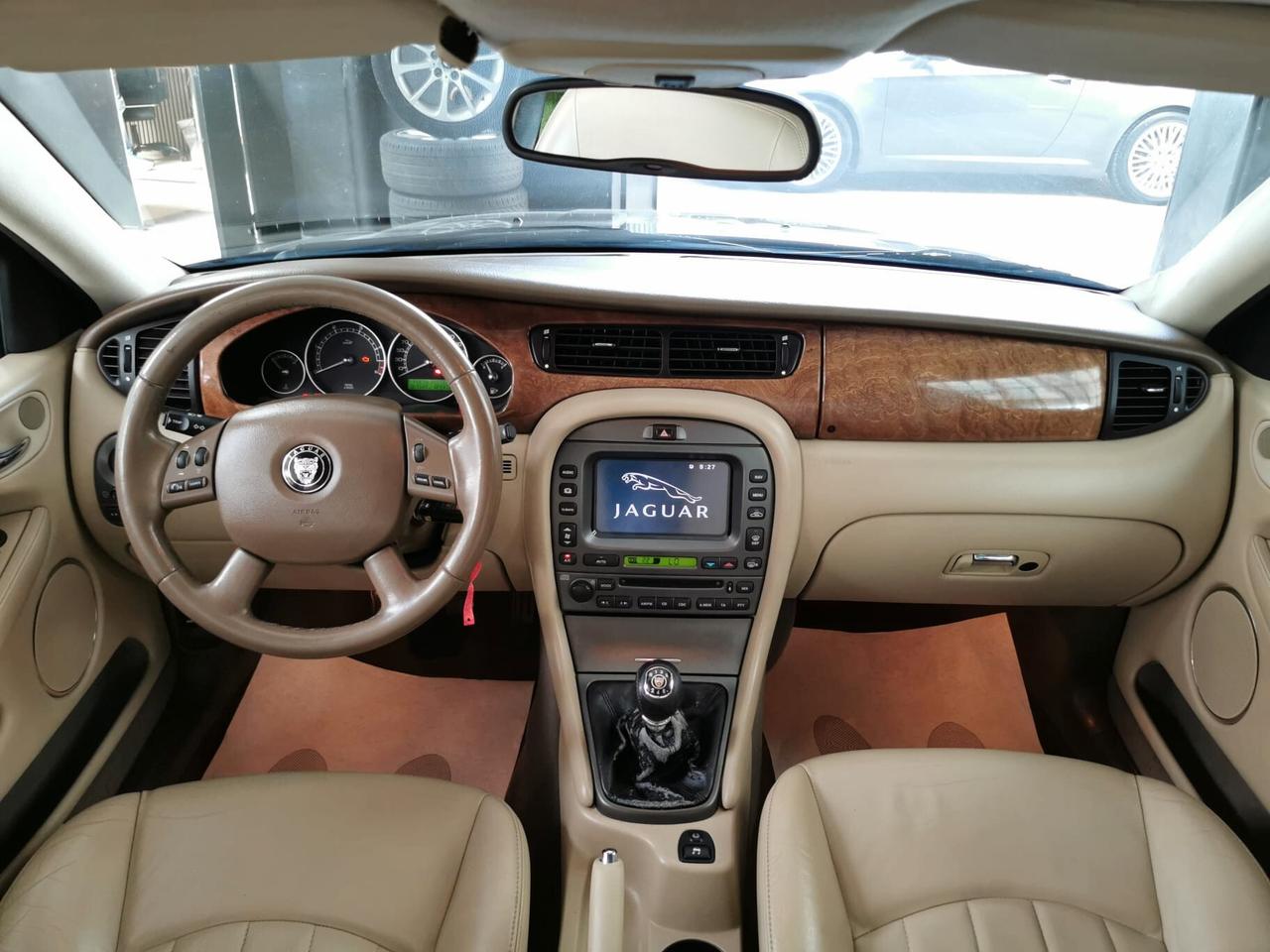 Jaguar X-Type 2.2D cat Wagon Executive GARANZIA 12 MESI