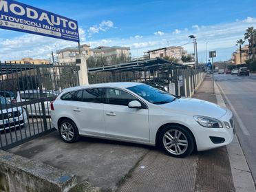 Volvo V60 D2 1.6 Diesel Full Optional