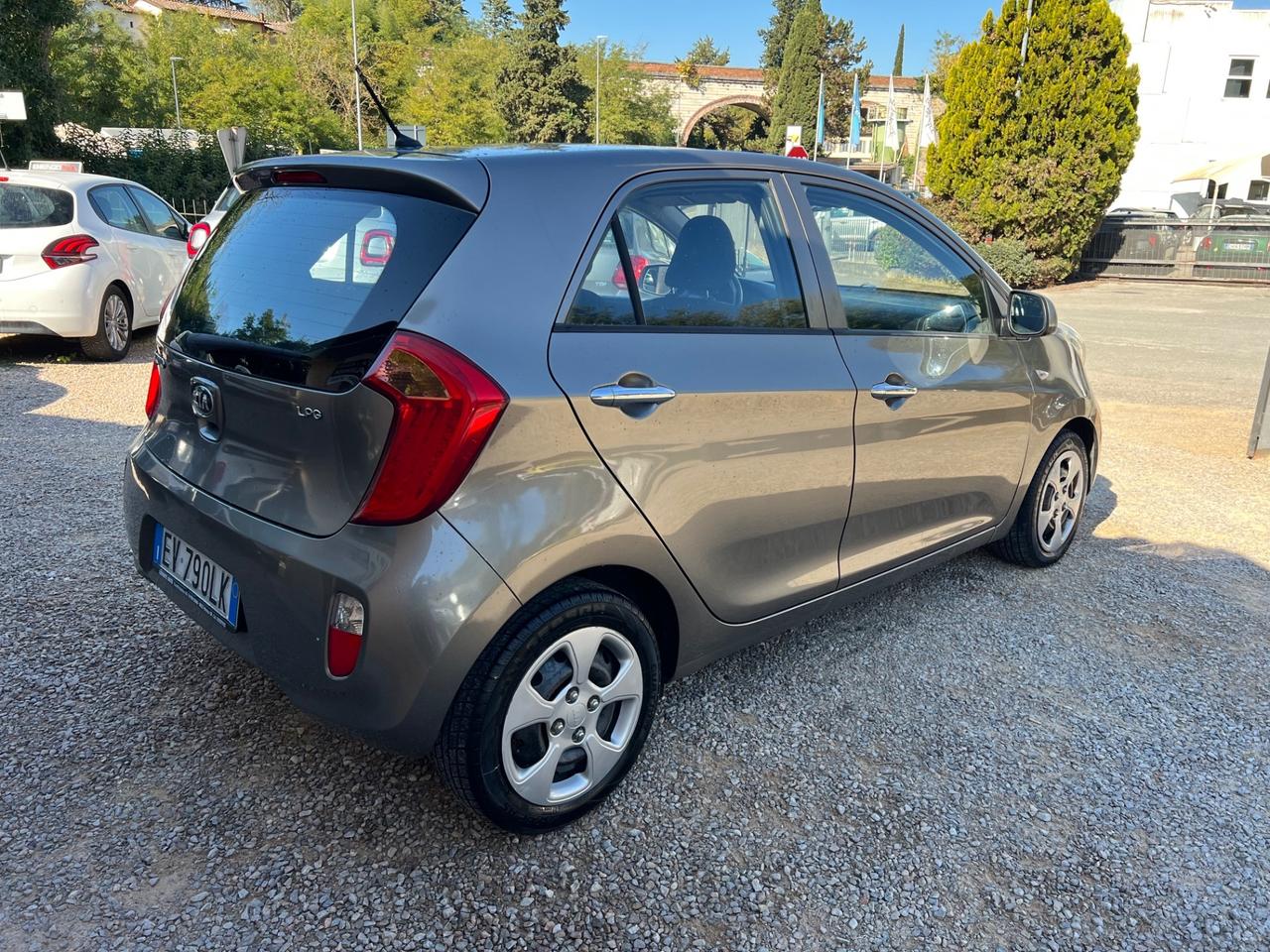 Kia Picanto 1.0 12V EcoGPL 5 porte Glam