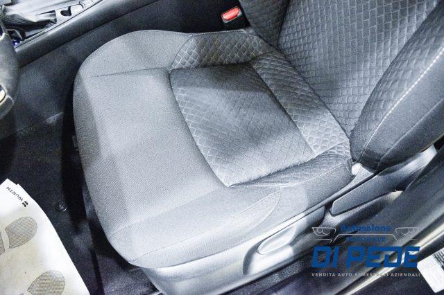 TOYOTA C-HR 1.8 Hybrid E-CVT Active