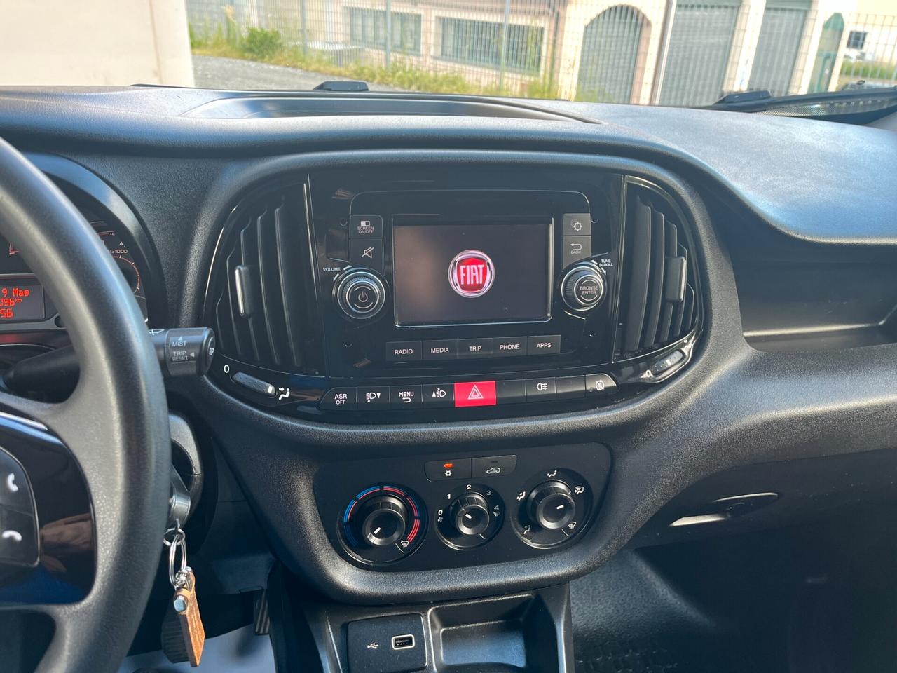 FIAT DOBLO' 1.6 MJT PORTATA 916 kg.