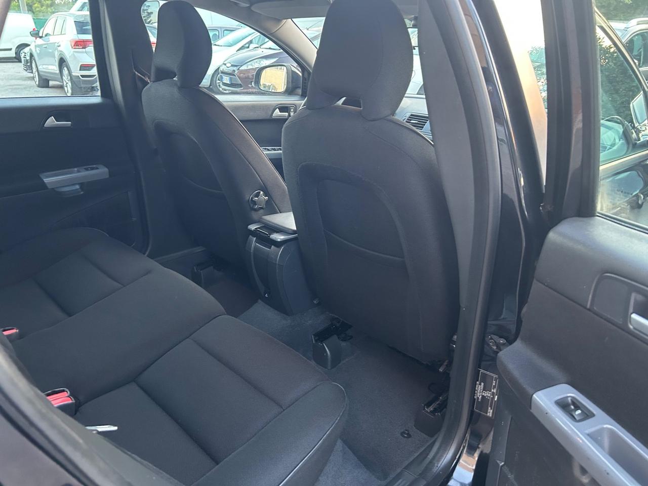 Volvo V50 1.6 D 150000km