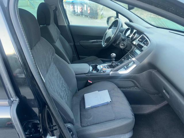PEUGEOT 3008 1.6 HDi 115CV Allure senza nessun lavoro da fare