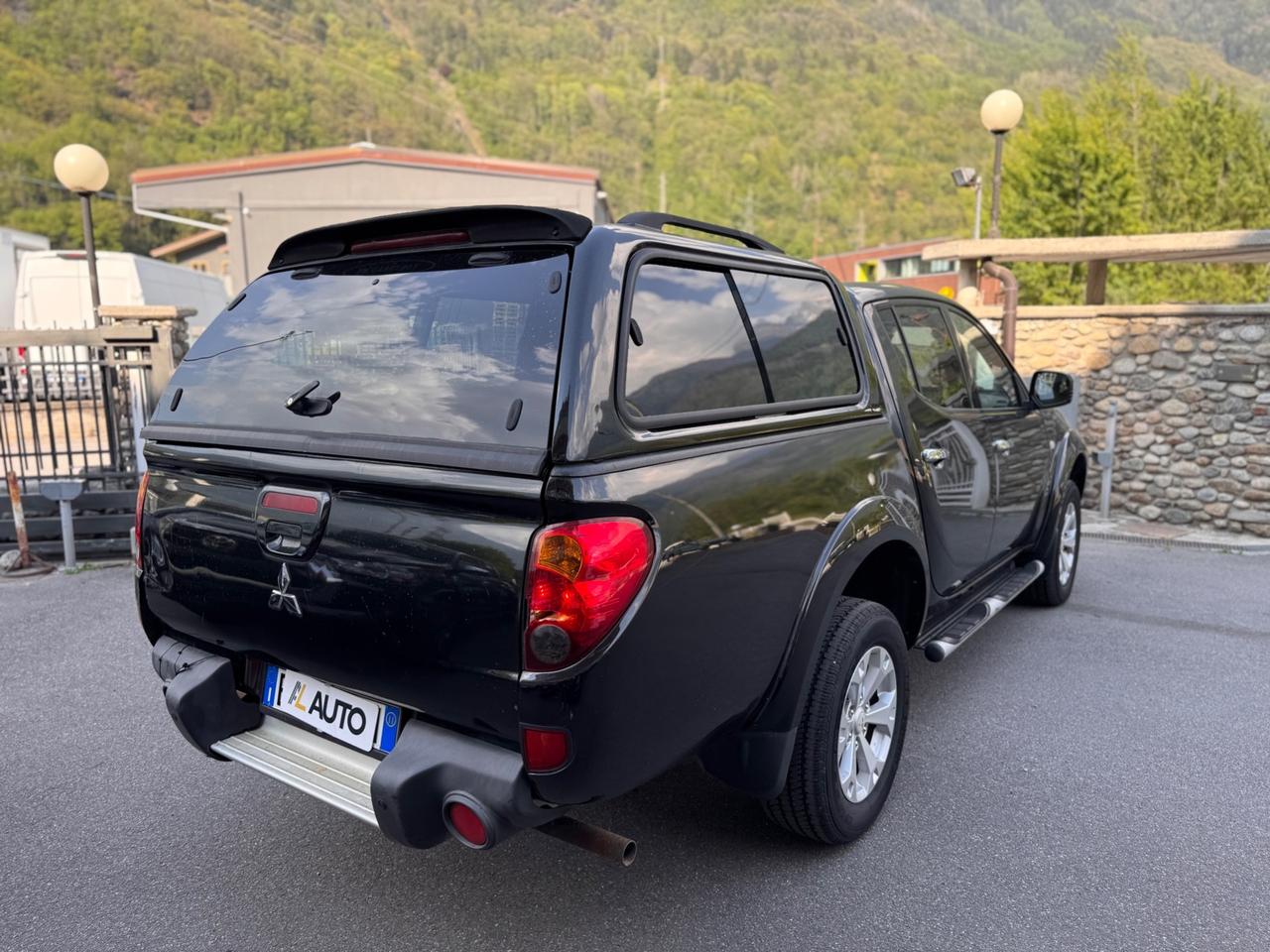Mitsubishi L200 2.5 DI-D/178CV DC Intense Plus