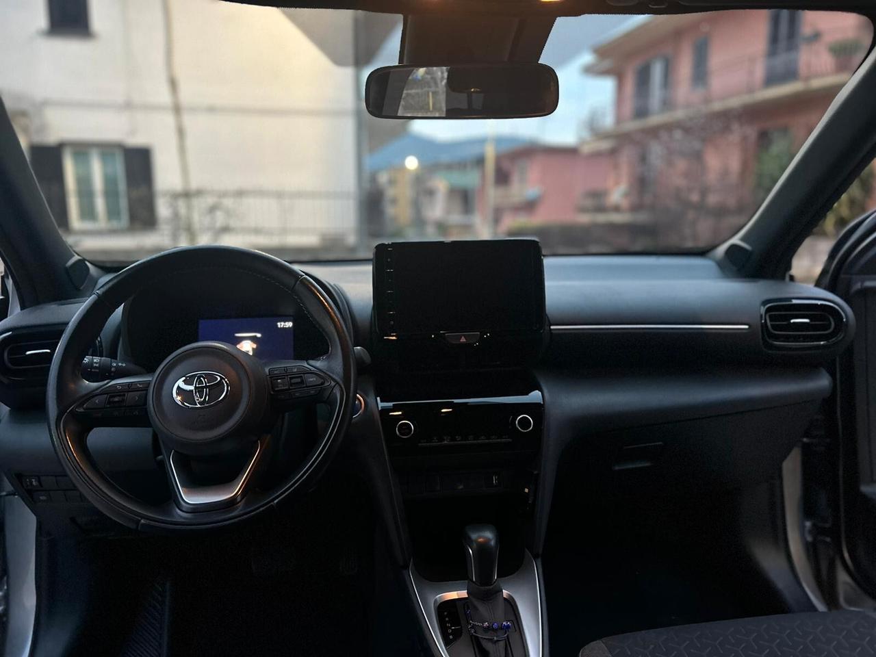 Toyota Yaris Cross 1.5 Hybrid 5p. E-CVT AWD-i Trend