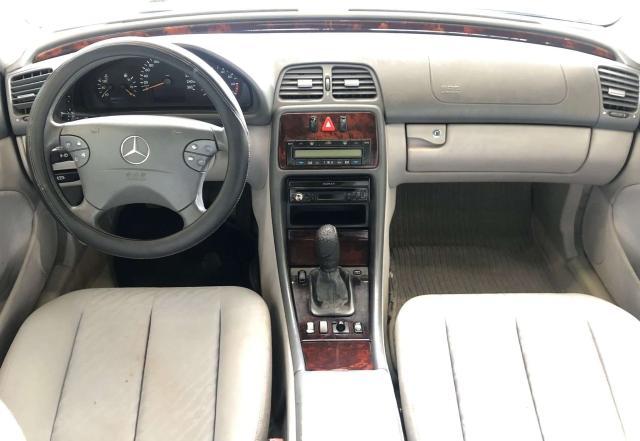 Mercedes-Benz CLK 200 COMPRESOR Avantgarde / schermo