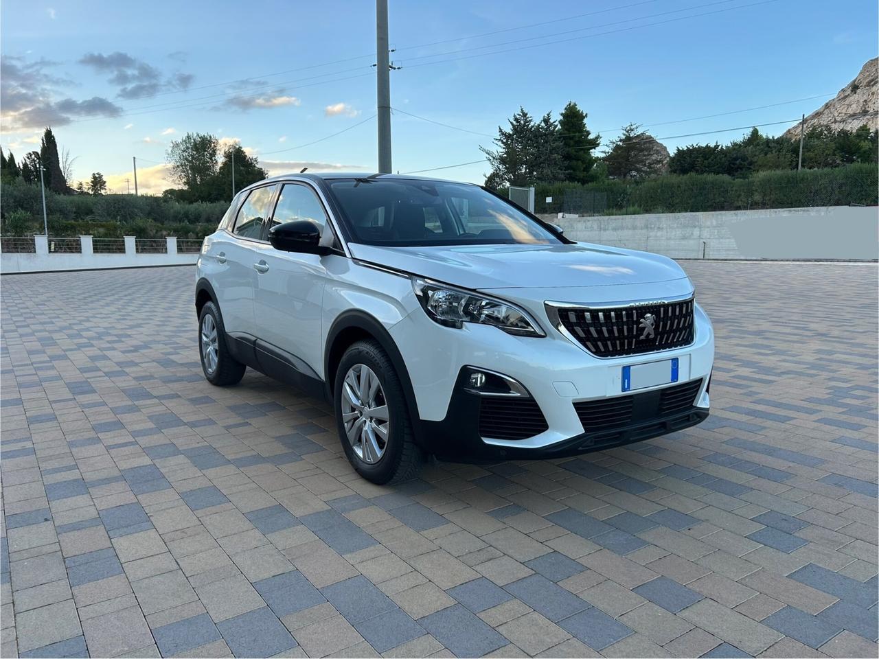 Peugeot 3008 BlueHDi 130 S&S EAT8 Active