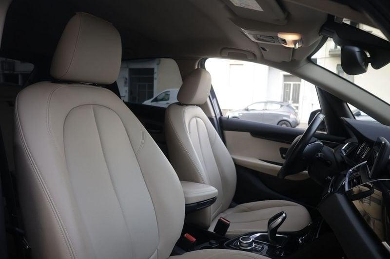 BMW Serie 2 Active Tourer BMW Serie 2 Active Tourer 220d Active Tourer Advantage aut. Unicoproprietario