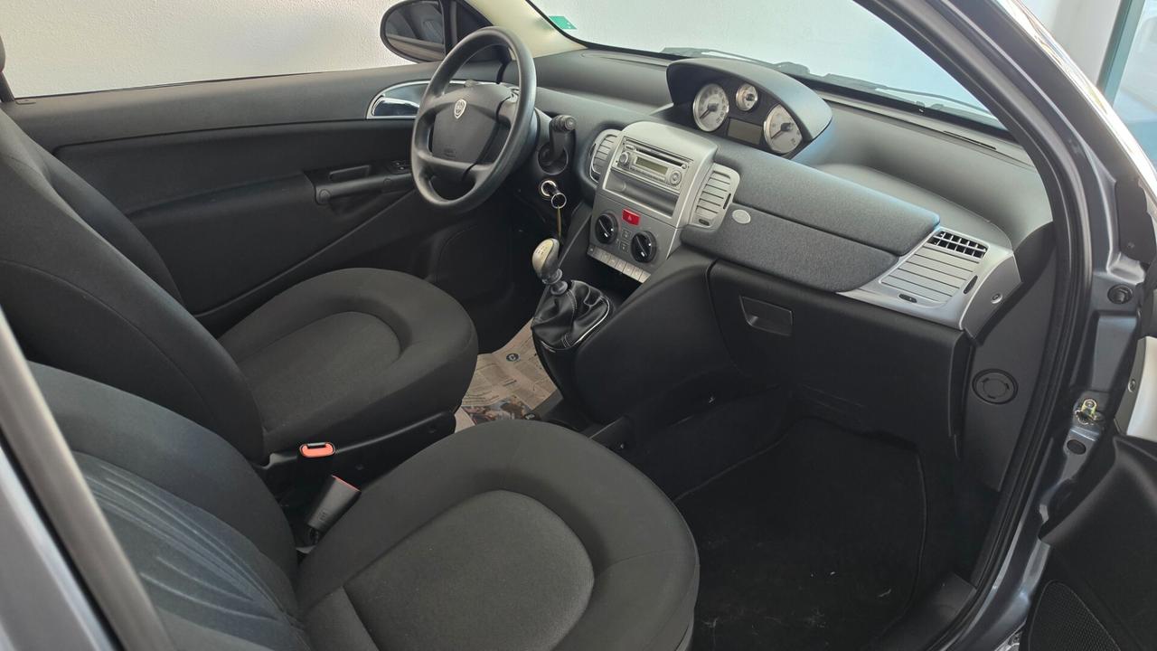 Lancia Ypsilon 1.2 69 B km 58 Mila