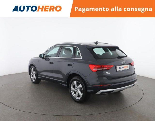 AUDI Q3 35 TDI S tronic Business Advanced