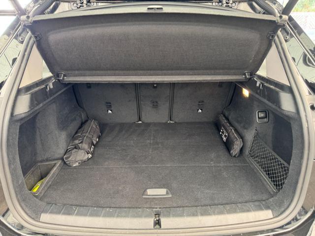 BMW X1 sDrive18d Business Advantage (Navi/Auto/LED)