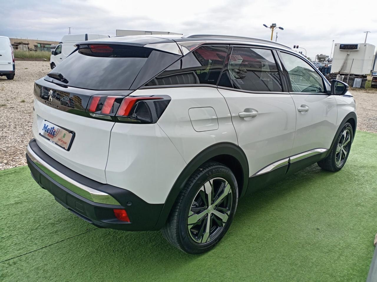Peugeot 3008 DIESEL 1.5 Blue HDi Allure