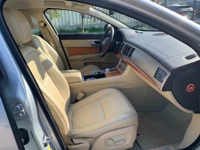 JAGUAR XF 3.0 V6 Luxury