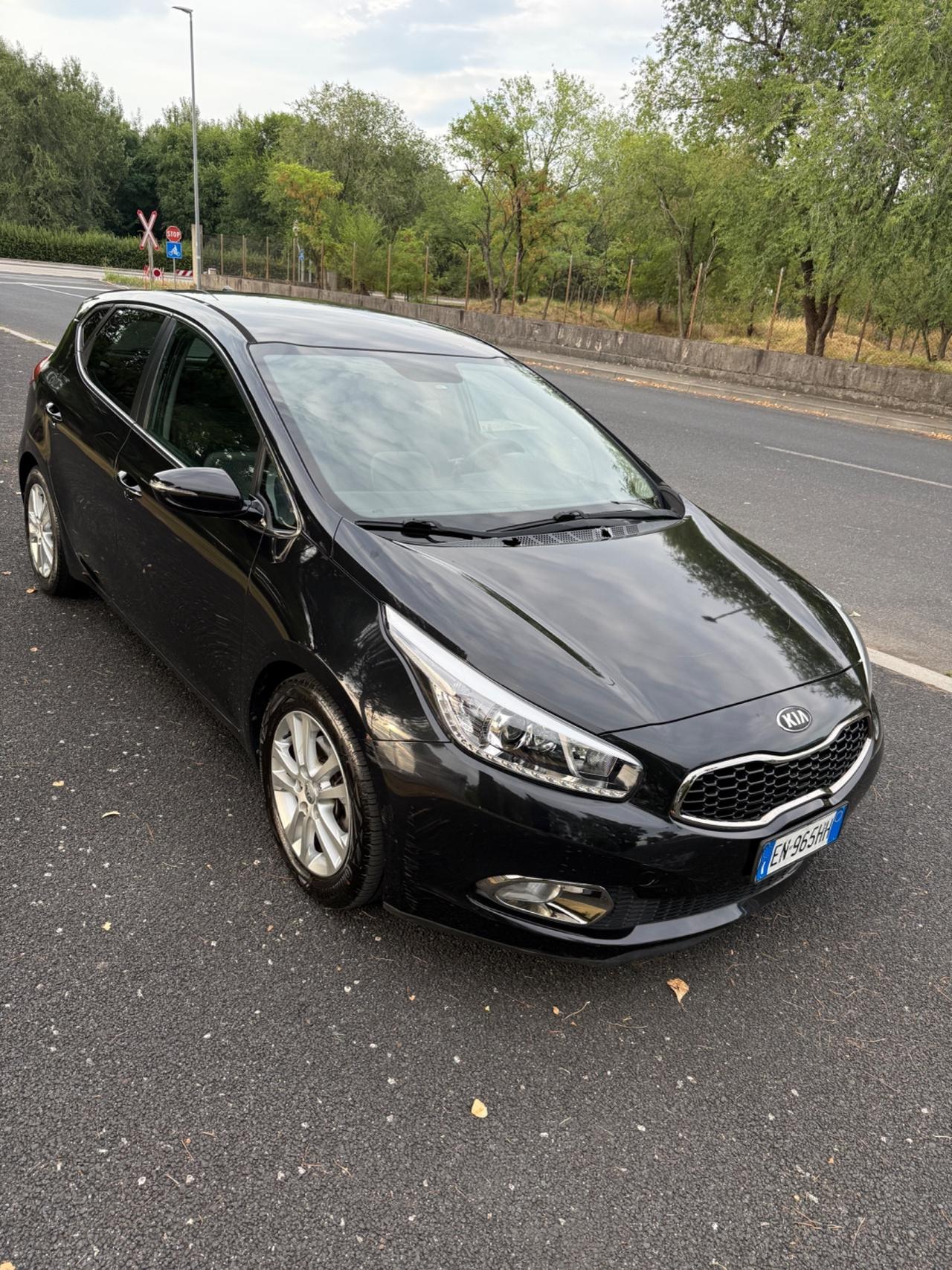 Kia Ceed cee'd 1.6 CRDi 110 CV 5 porte Cool