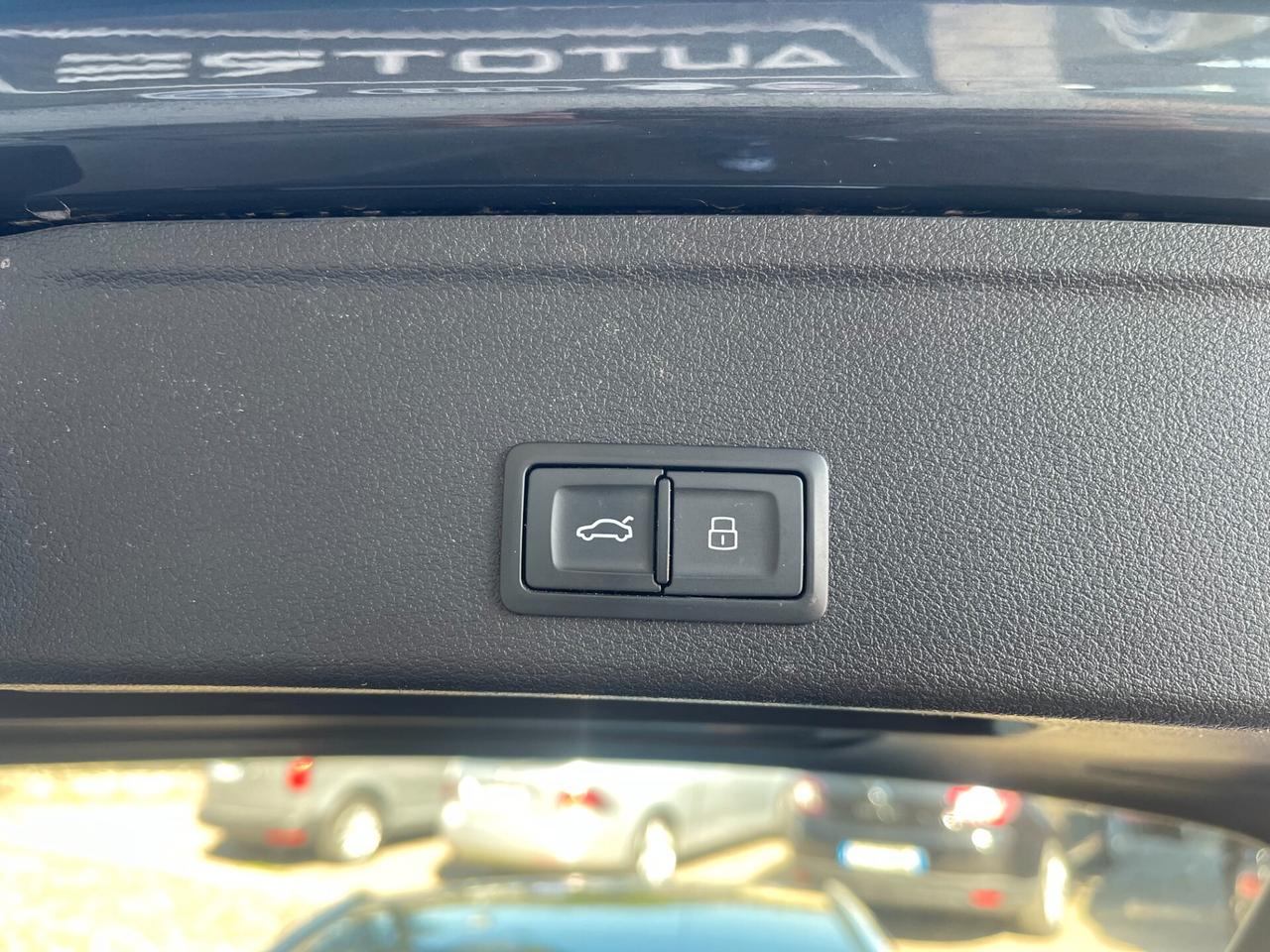 Audi A4 Avant 40 g-tron S tronic Business Sport