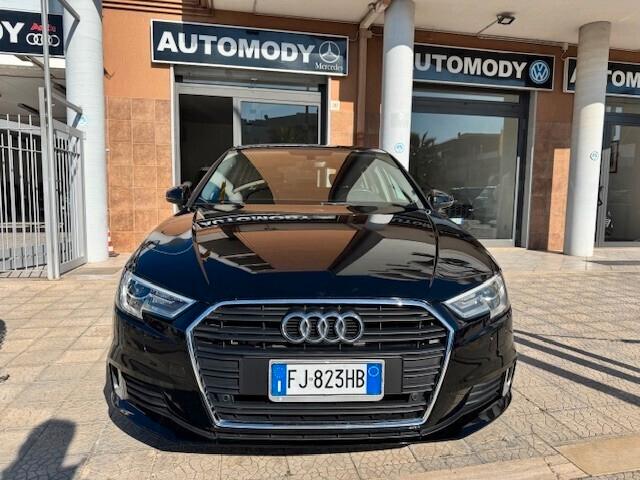 Audi A3 SPORTBACK 1.6 TDI Sport NAVI LED CRUISE PDC