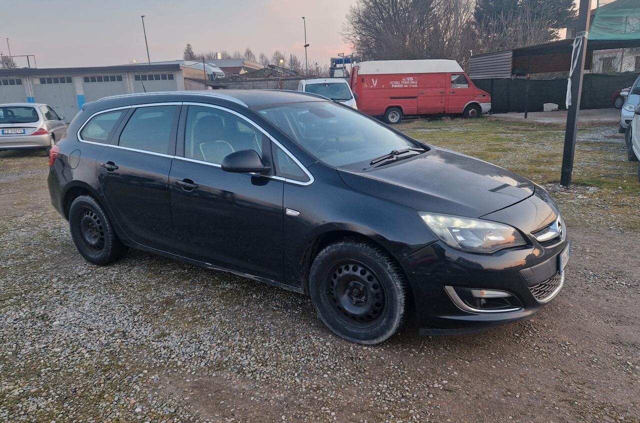Opel Astra 1.7 CDTI 110CV Sports Tourer Cosmo