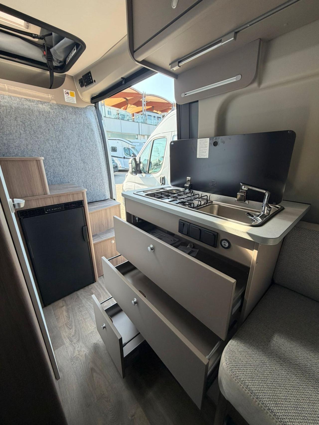 Carado CV 541 Pro Tetto Sollevabile