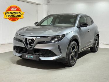 Alfa Romeo Junior 1.2 ibrida Q4 Intensa 145cv edct6