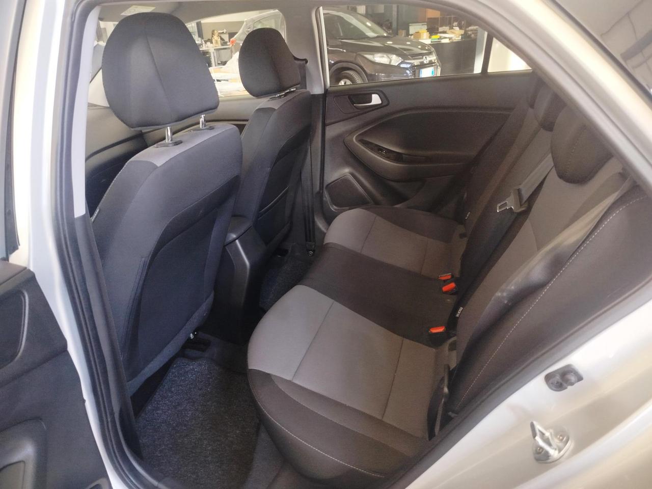 Hyundai i20 5 Porte i20 5p 1.2 mpi Connectline 75cv