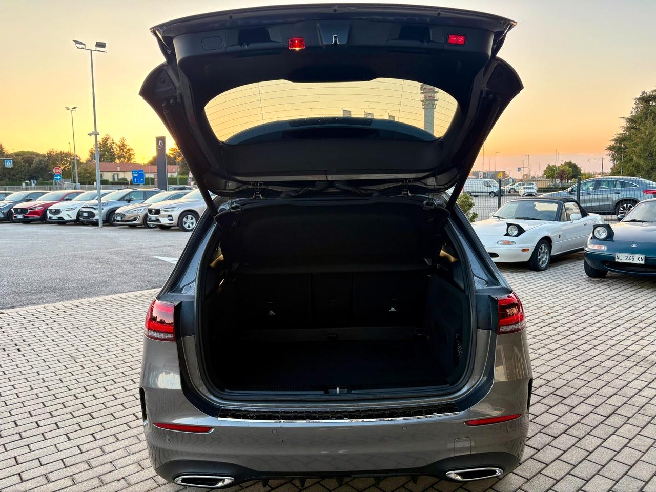 Mercedes-benz B 180 d Automatic Premium Pack AMG
