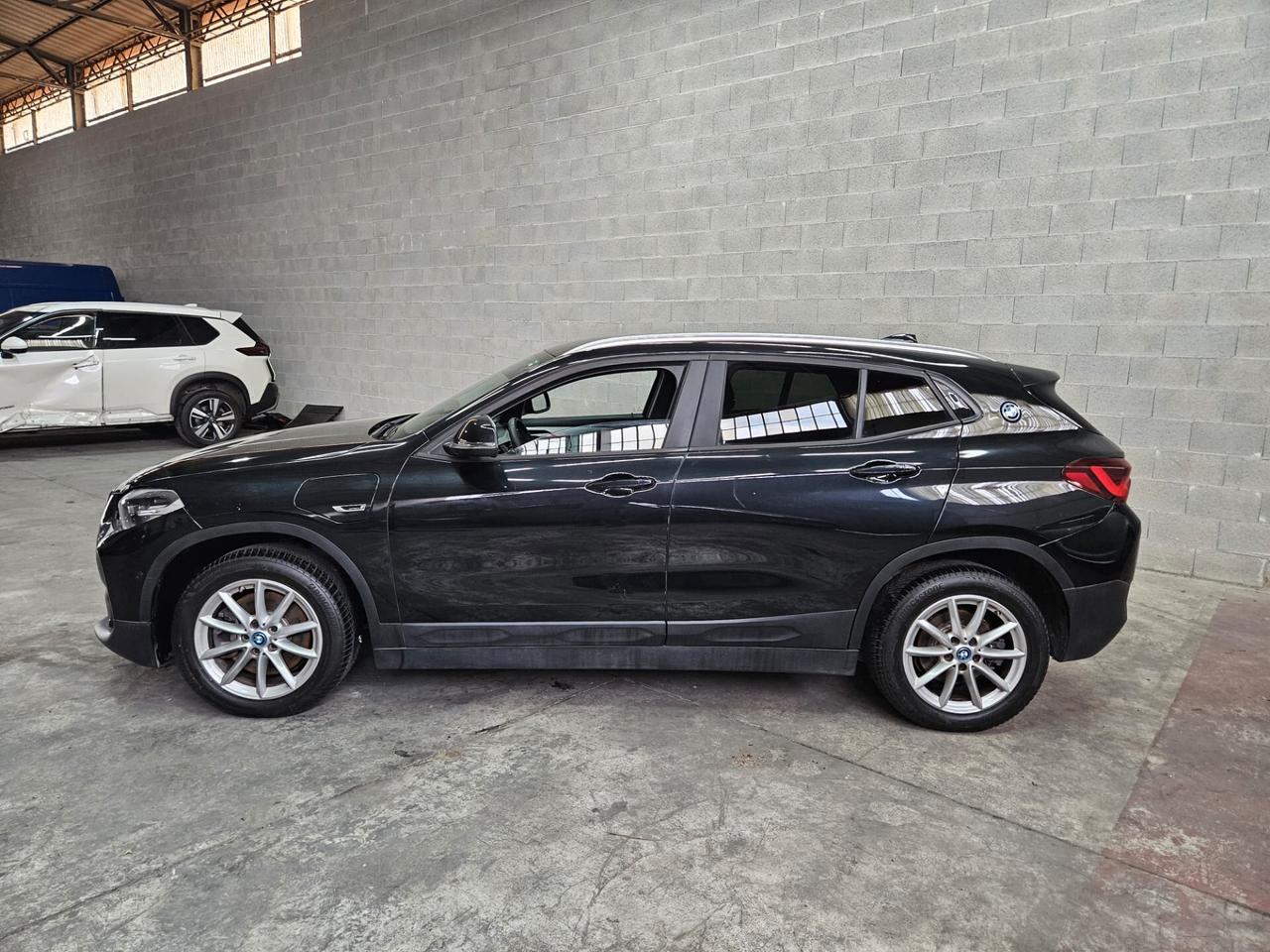 BMW X2 xdrive25e Business X auto MOTORE ROTTO