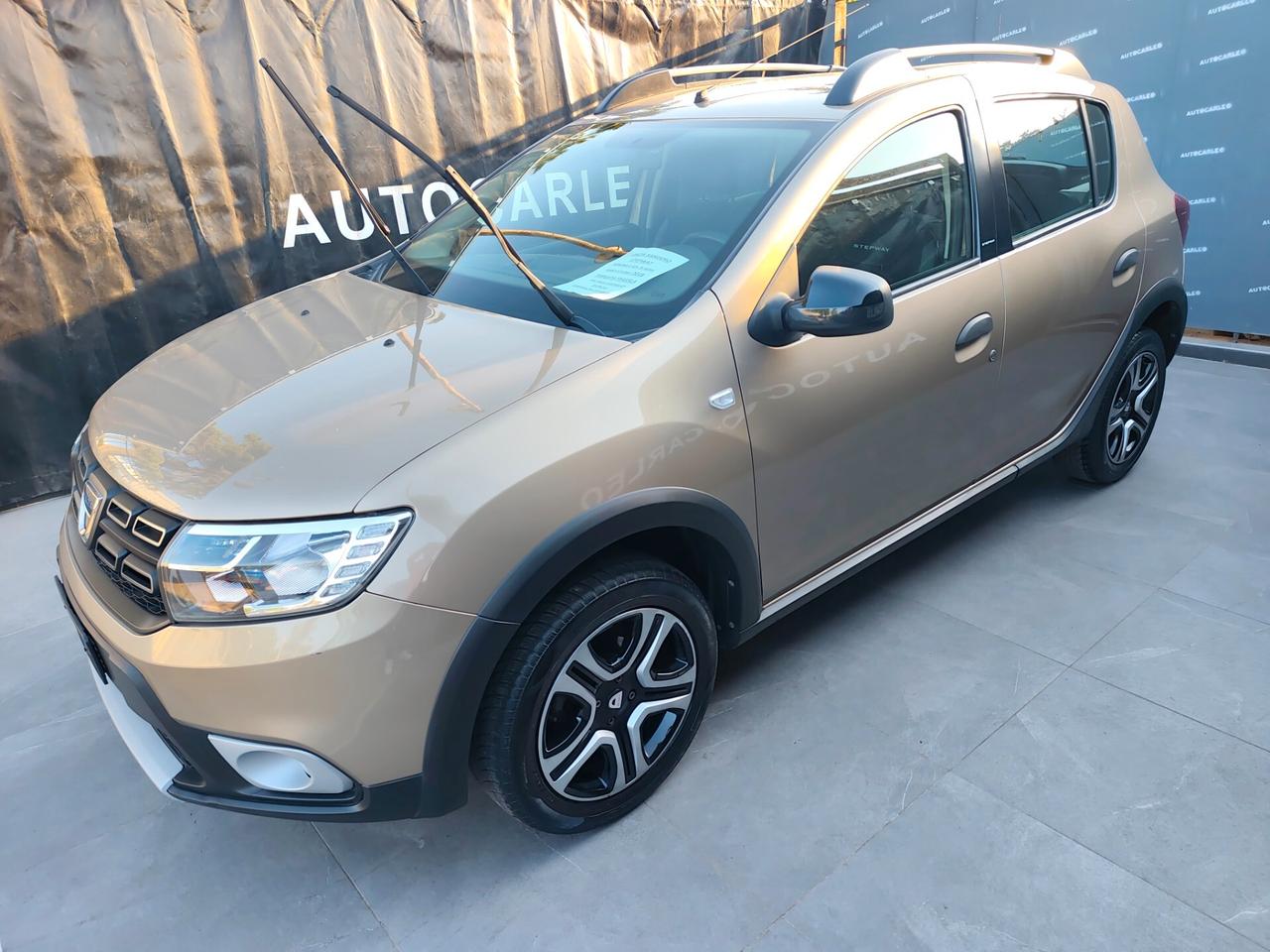Dacia Sandero Stepway TCE BENZINA E GPL DI SERIE