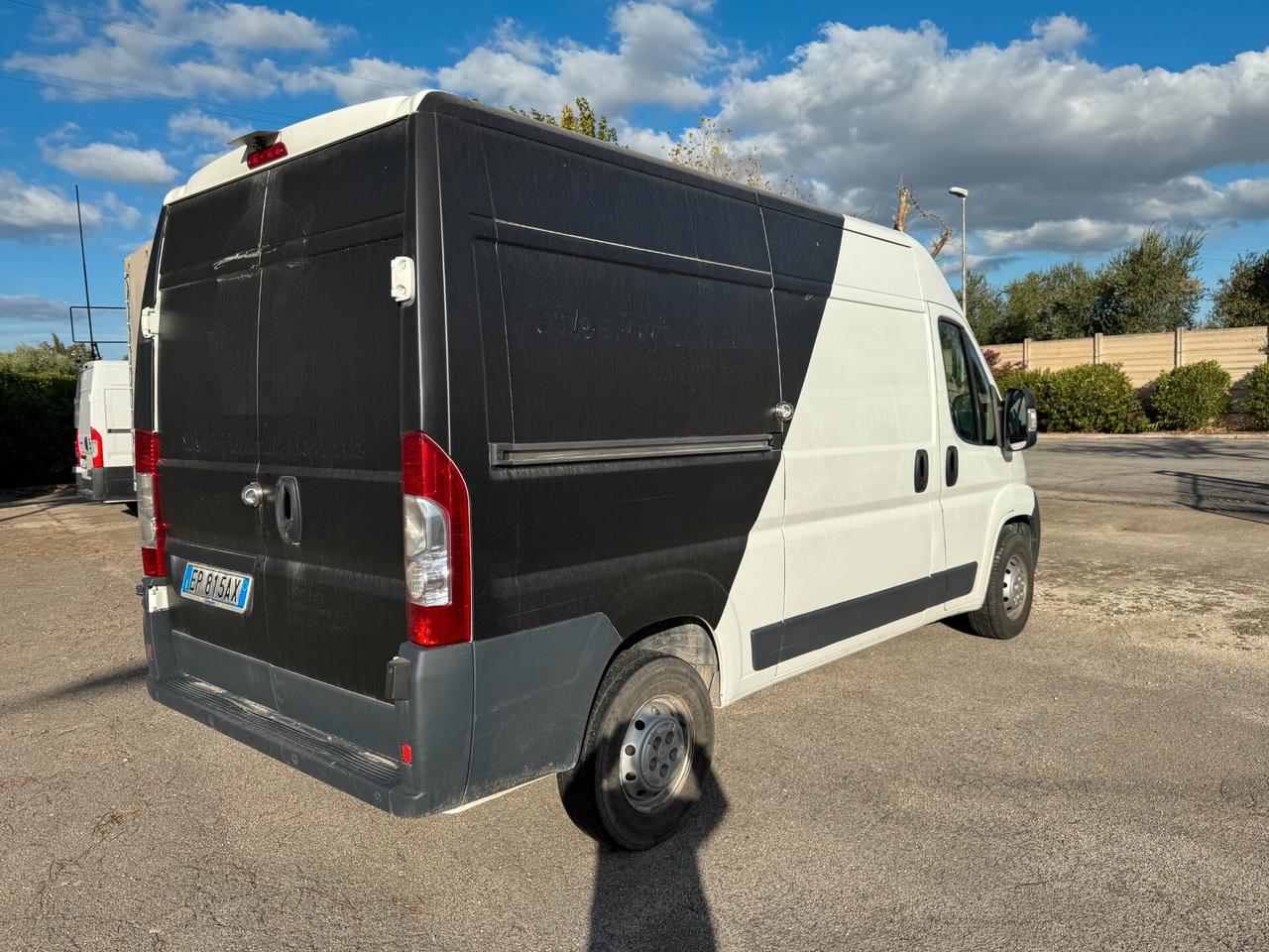 PEUGEOT BOXER 2.2 HDI 120 CV. 3 POSTI AUTOCARRO