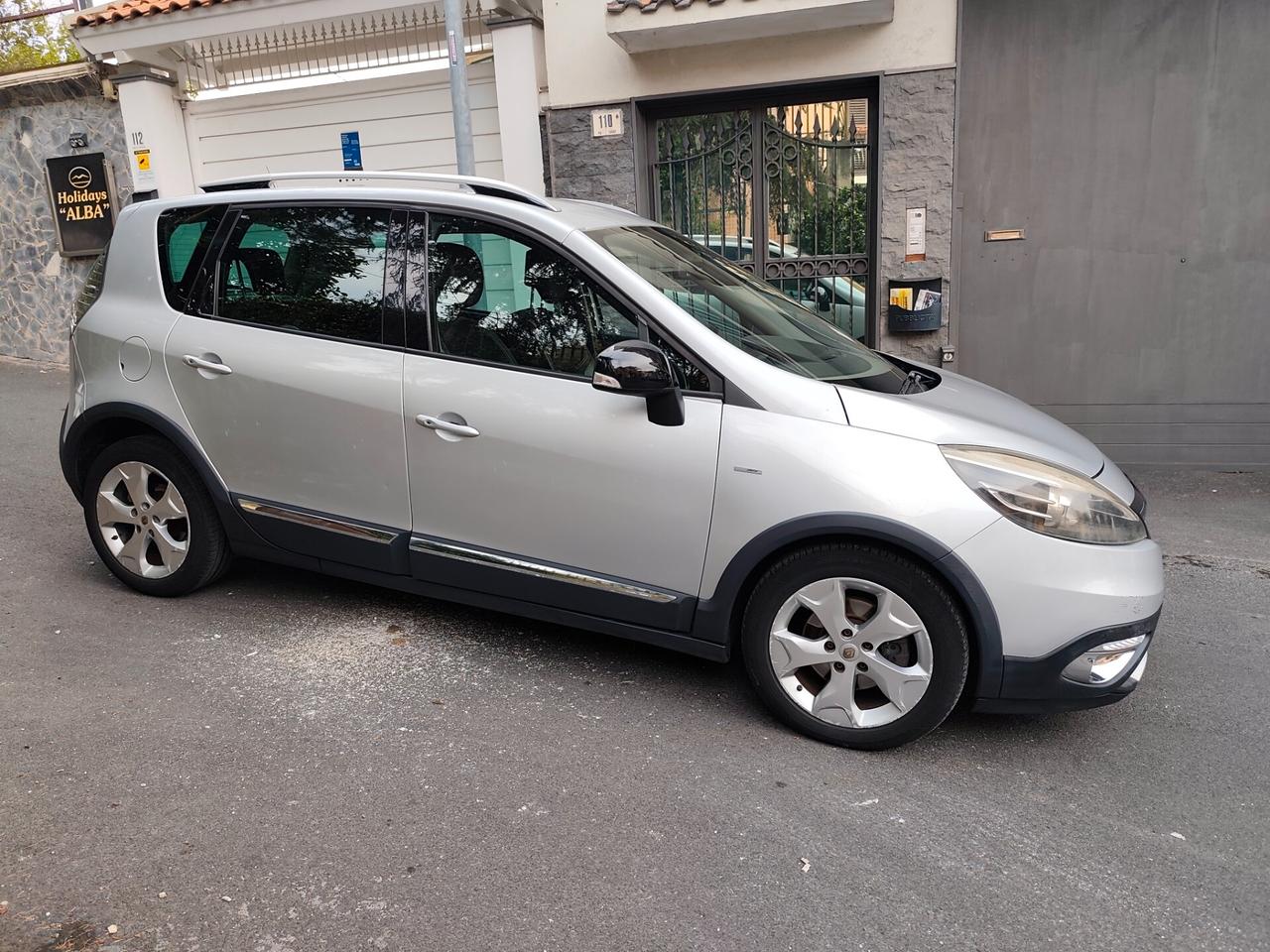 Renault Scénic XMod Cross 1.5 dCi 110CV Energy