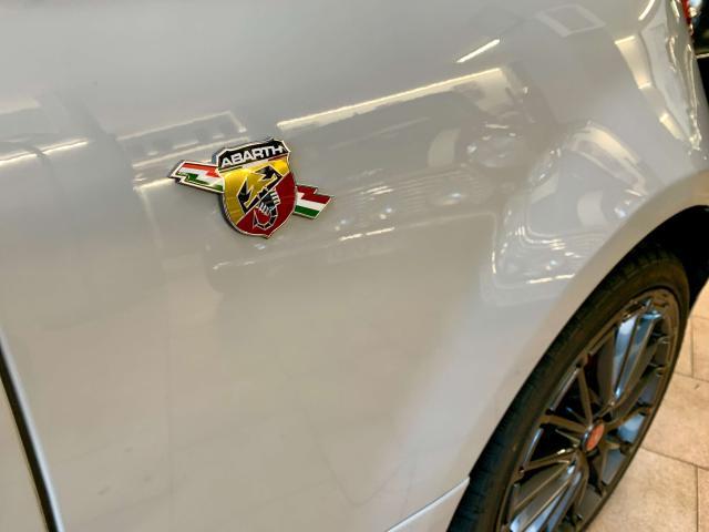 Abarth 695 695 1.4 t-jet Competizione 180cv MTA pari al nuovo