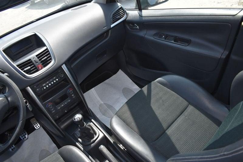 Peugeot 207 1.6 8V HDi 93CV 5p. Active